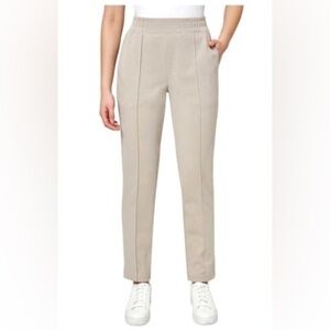 Mondetta Women's Textured Pintuck Straight Leg Work Pant | Color: Beige | NEW🤎